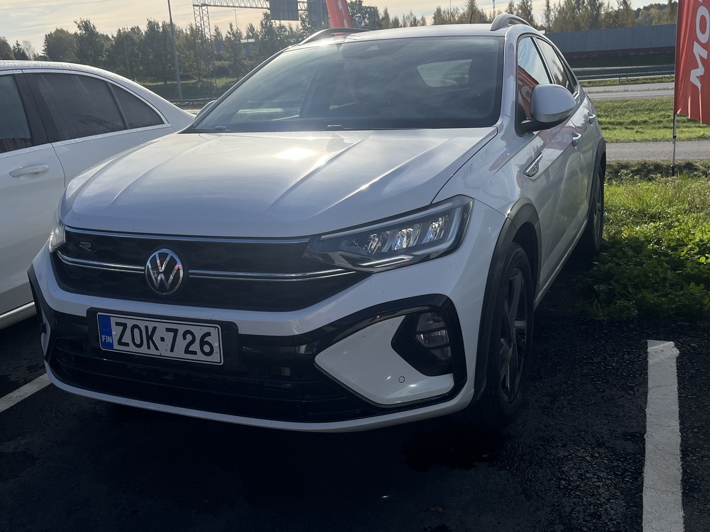 Volkswagen - Taigo - R-Line Business 1,5 TSI 110 kW DSG - Farmari