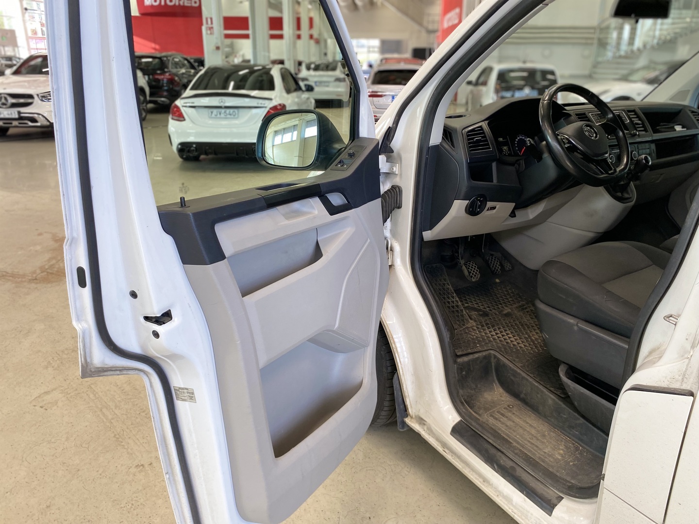 Volkswagen - Transporter - umpipakettiauto pitkä 2,0 TDI 75 kW EU5 - Pakettiauto
