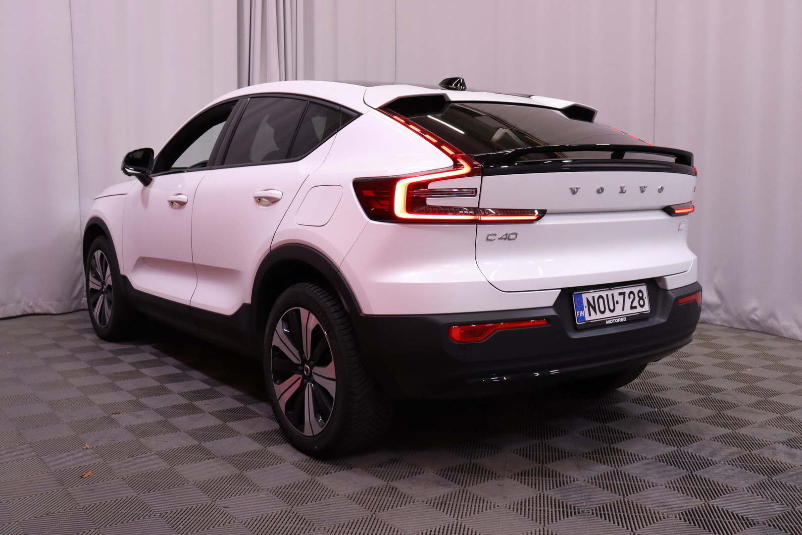Volvo - C40 - Recharge Ultimate aut - Maastoauto