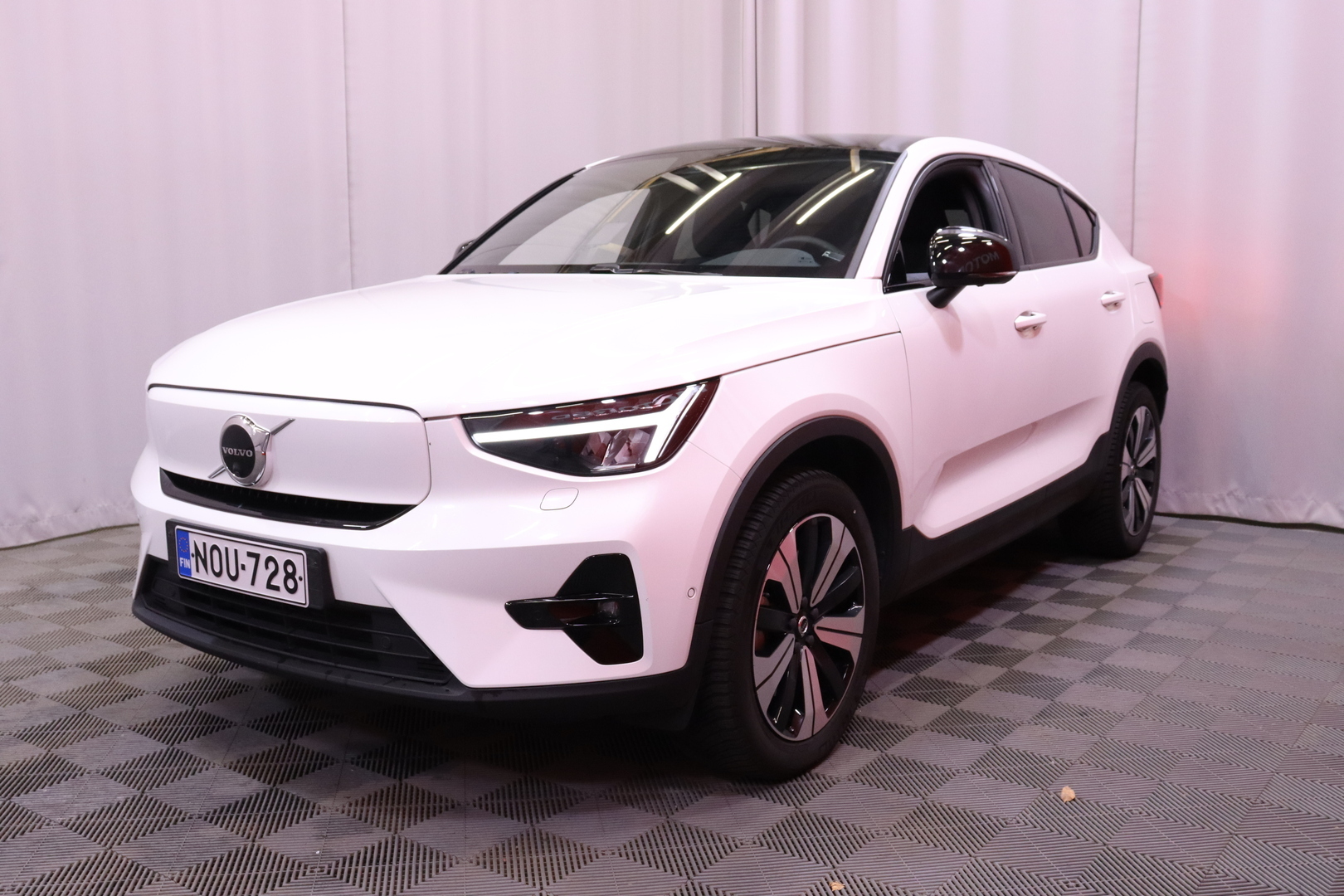Volvo - C40 - Recharge Ultimate aut - Maastoauto