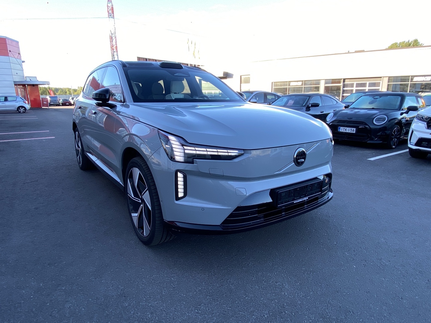 Volvo - EX90 - Twin Performance Ultra - Maastoauto
