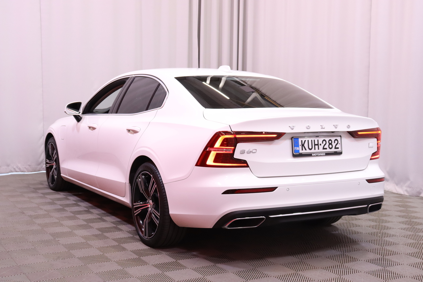 Volvo - S60 - T8 TwE AWD Business Inscription aut - Sedan