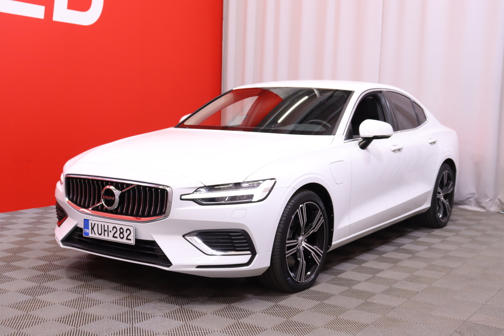 Volvo - S60 - T8 TwE AWD Business Inscription aut - Sedan
