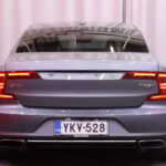 Volvo - S90 - T8 AWD Inscription Plus aut // B&W / ACC / Webasto / Koukku / Hierovat Muistinahat / Pilot Assist / HUD / Panorama // - Sedan