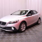 Volvo - V40 Cross Country - D2 Business aut / Myydään huutokaupat.com - Viistoperä