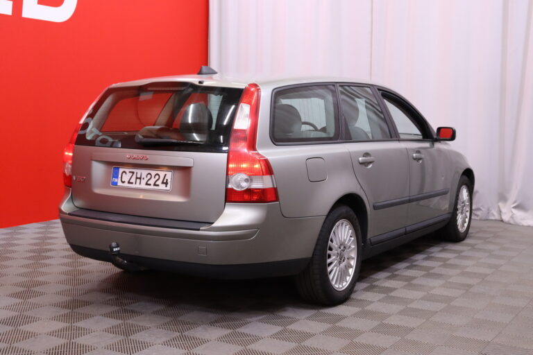 Volvo V50