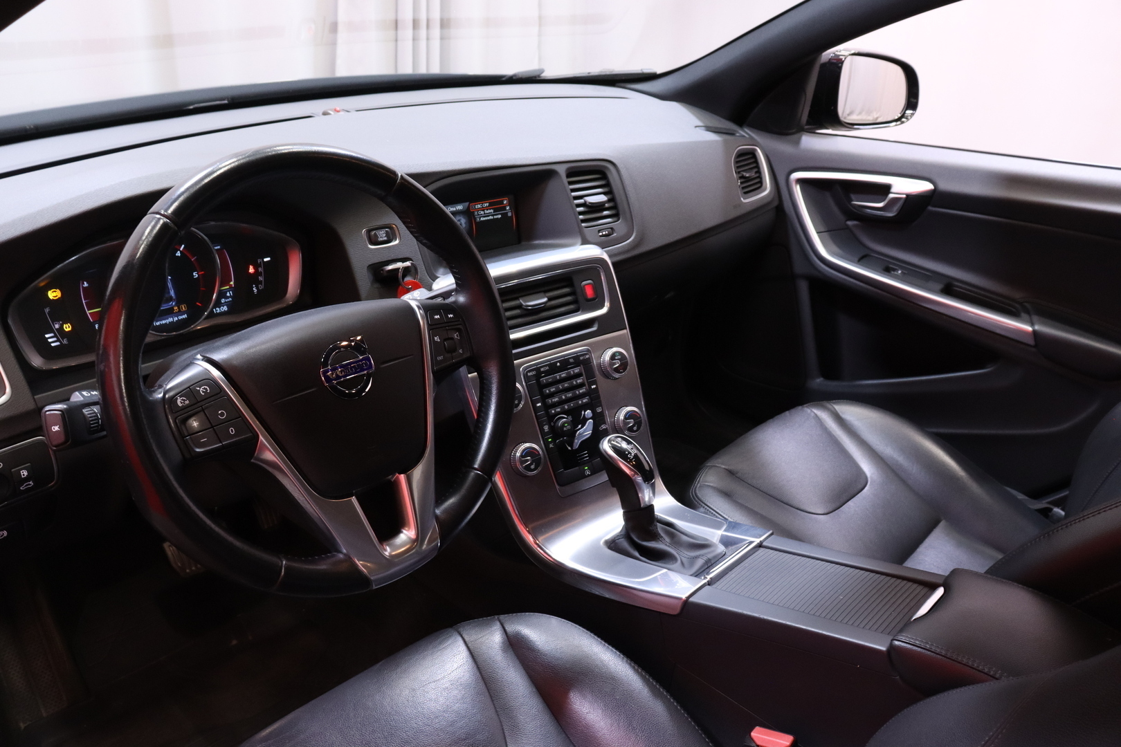 Volvo - V60 Cross Country - D4 AWD Summum aut - Farmari