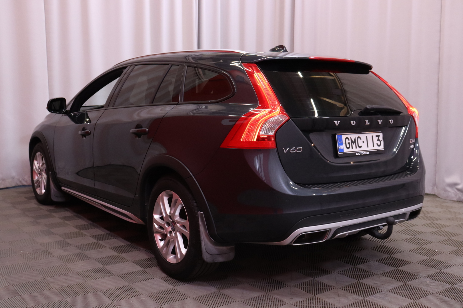 Volvo - V60 Cross Country - D4 AWD Summum aut - Farmari