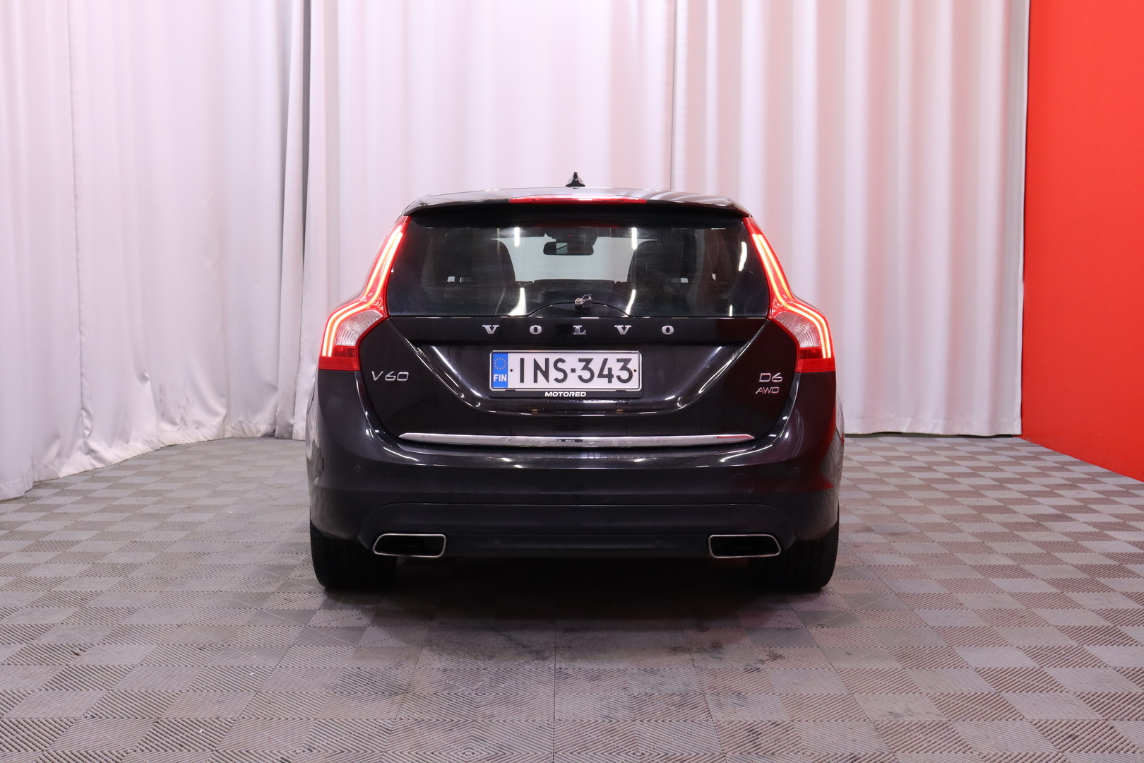 Volvo - V60 - D6 AWD Summum plug in hybrid aut / MYYDÄÄN HUUTOKAUPAT.COM - Farmari