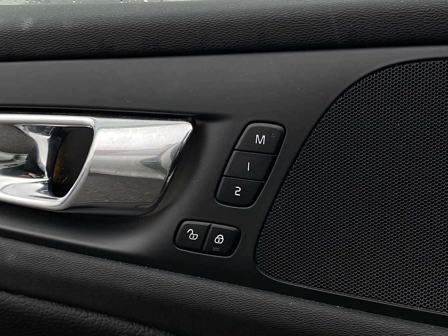 Volvo - V60 - T6 AWD Business R-Design aut - Farmari