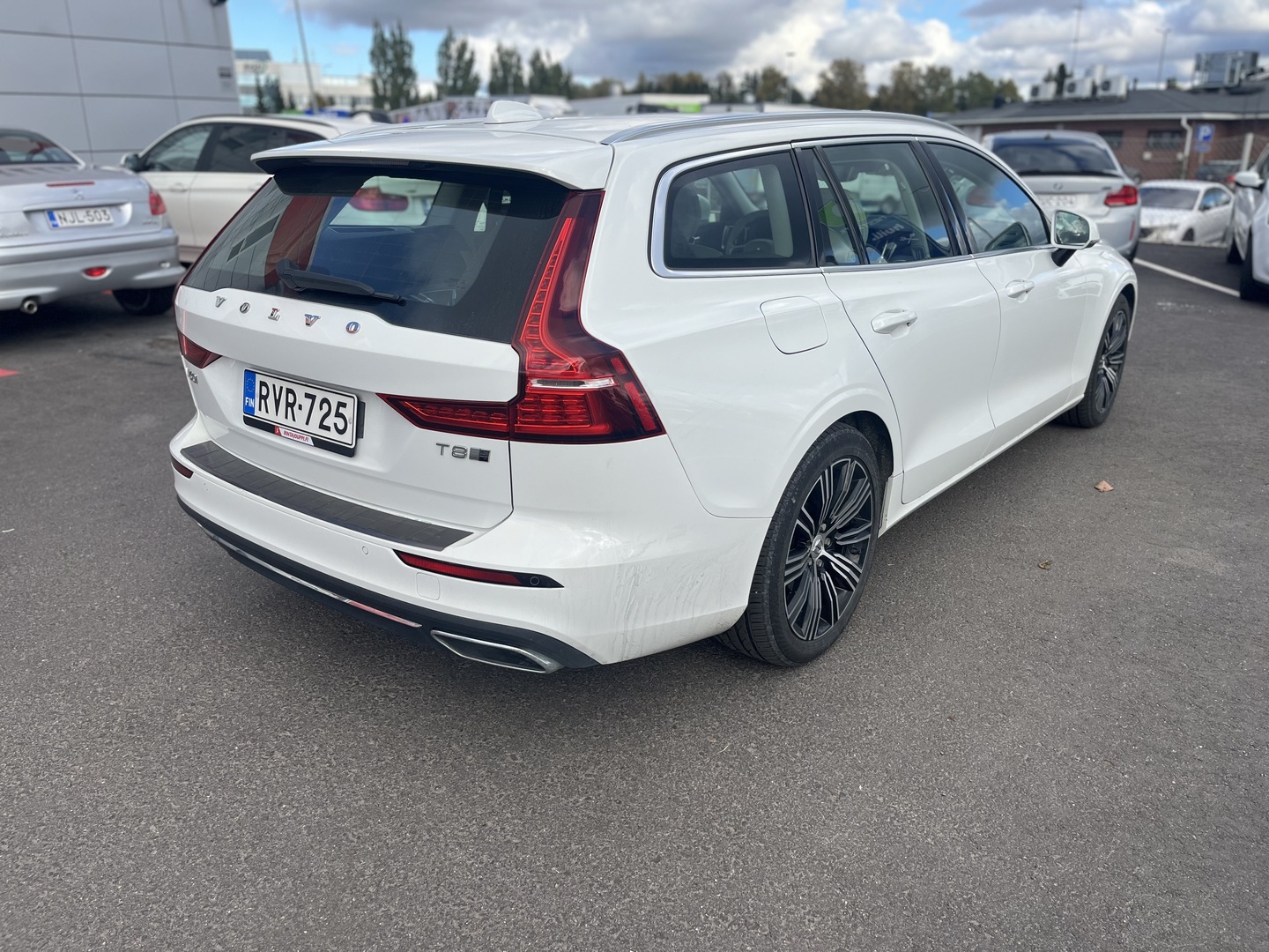 Volvo - V60 - T8 TwE AWD Inscription aut - Farmari
