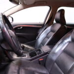 Volvo - V70 - 2.4D / MYYDÄÄN HUUTOKAUPAT.COM - Farmari