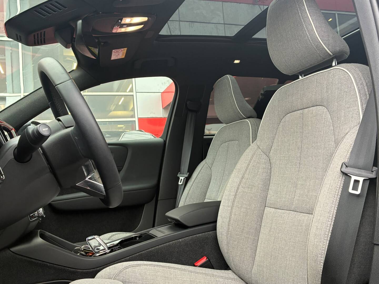 Volvo - XC40 - Recharge Twin Ultimate - Maastoauto