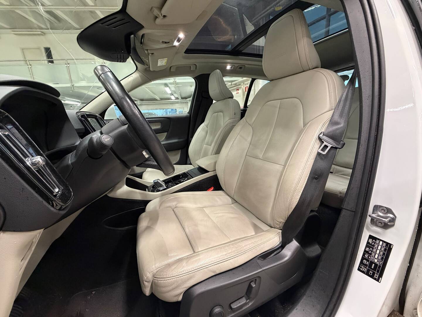 Volvo - XC40 - D4 AWD Business Inscription aut - Maastoauto