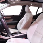 Volvo - XC40 - D4 AWD Business Inscription aut - Maastoauto