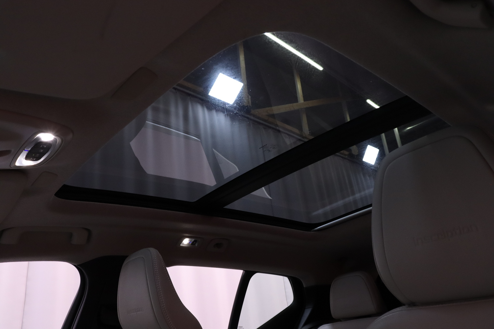 Volvo - XC40 - D4 AWD Business Inscription aut - Maastoauto