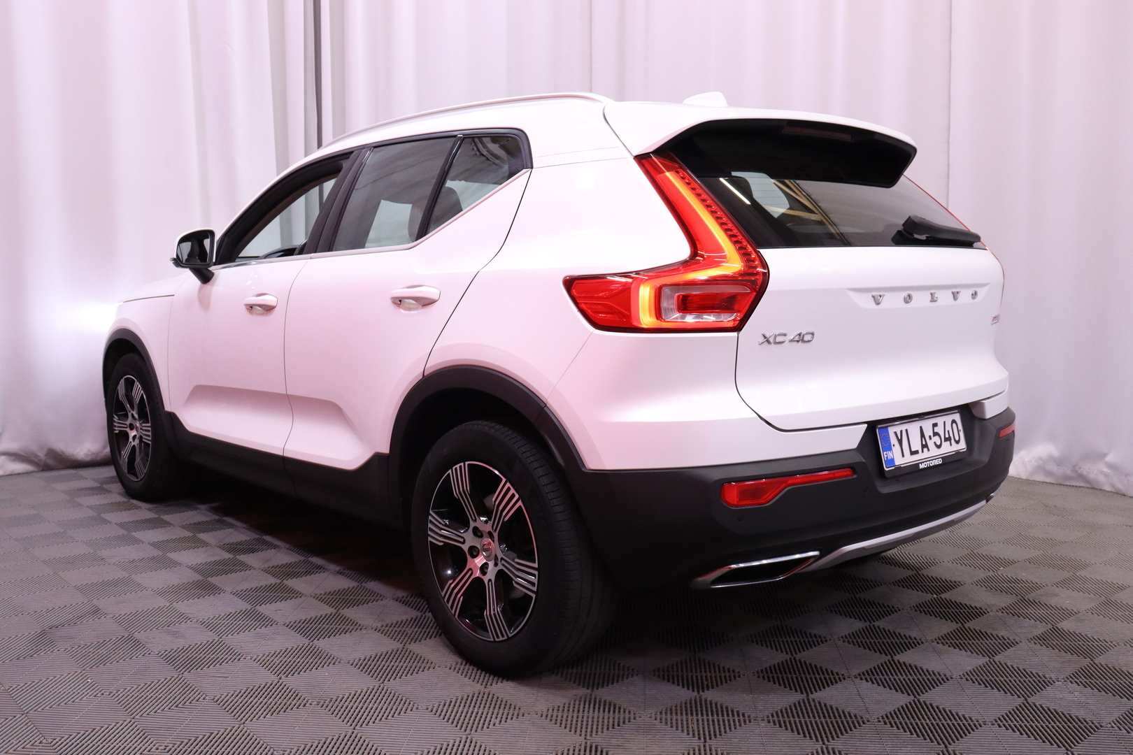 Volvo - XC40 - D4 AWD Business Inscription aut - Maastoauto