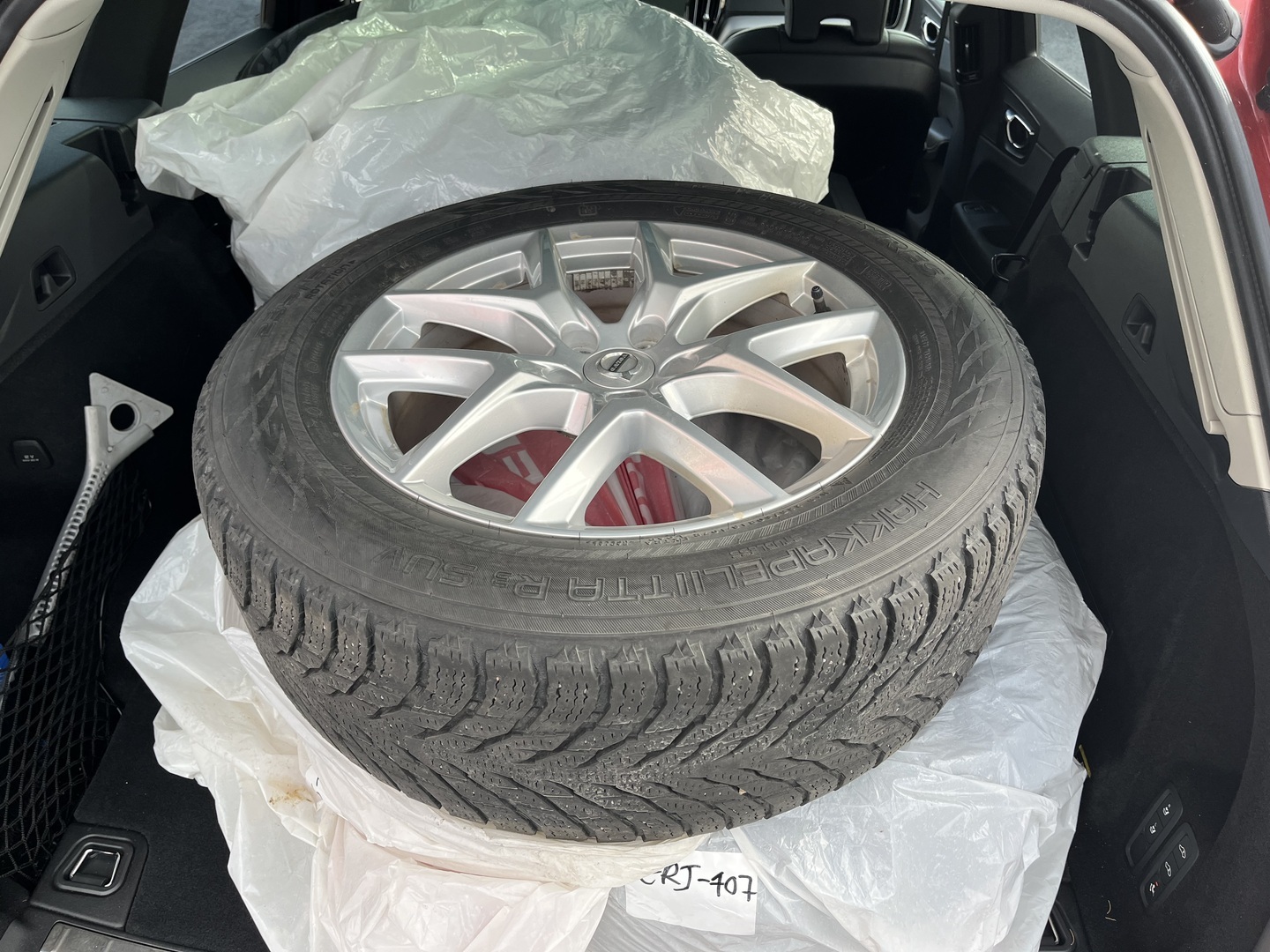 Volvo - XC60 - T8 AWD Inscription aut / Ilmastoidut istuimet / Led / ACC / Kamera / Webasto / Panorama / Ilma-alusta / Muistipenkki / Koukku - Maastoauto