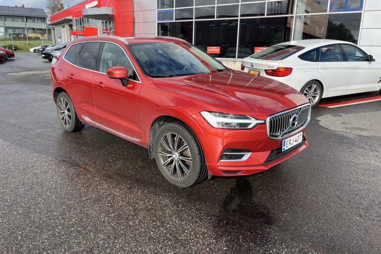 Volvo - XC60 - T8 AWD Inscription aut / Ilmastoidut istuimet / Led / ACC / Kamera / Webasto / Panorama / Ilma-alusta / Muistipenkki / Koukku - Maastoauto