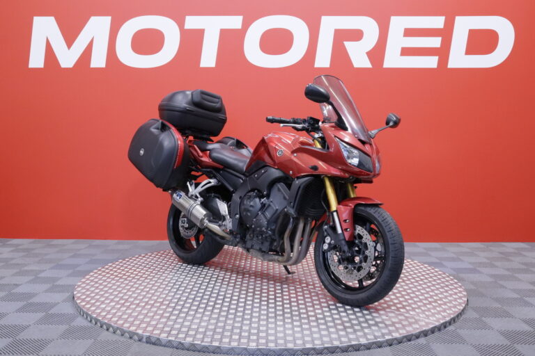 Yamaha - FZ1-S - // Suomi-pyörä / IXIL / 3x Laukut // - Moottoripyörä