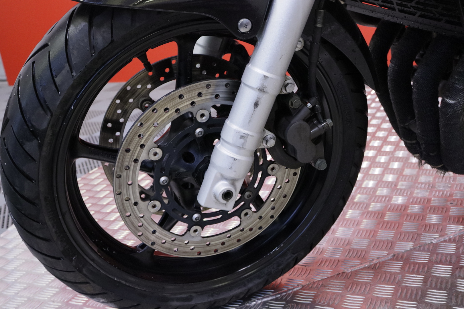 Yamaha - FZ6 - // Suomi-pyörä / LED / Kaatumatapit // - Moottoripyörä