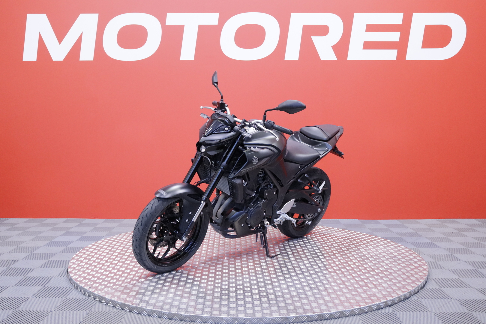 Yamaha - MT-03 - // Suomi-pyörä / Huoltokirja / ABS // - Moottoripyörä