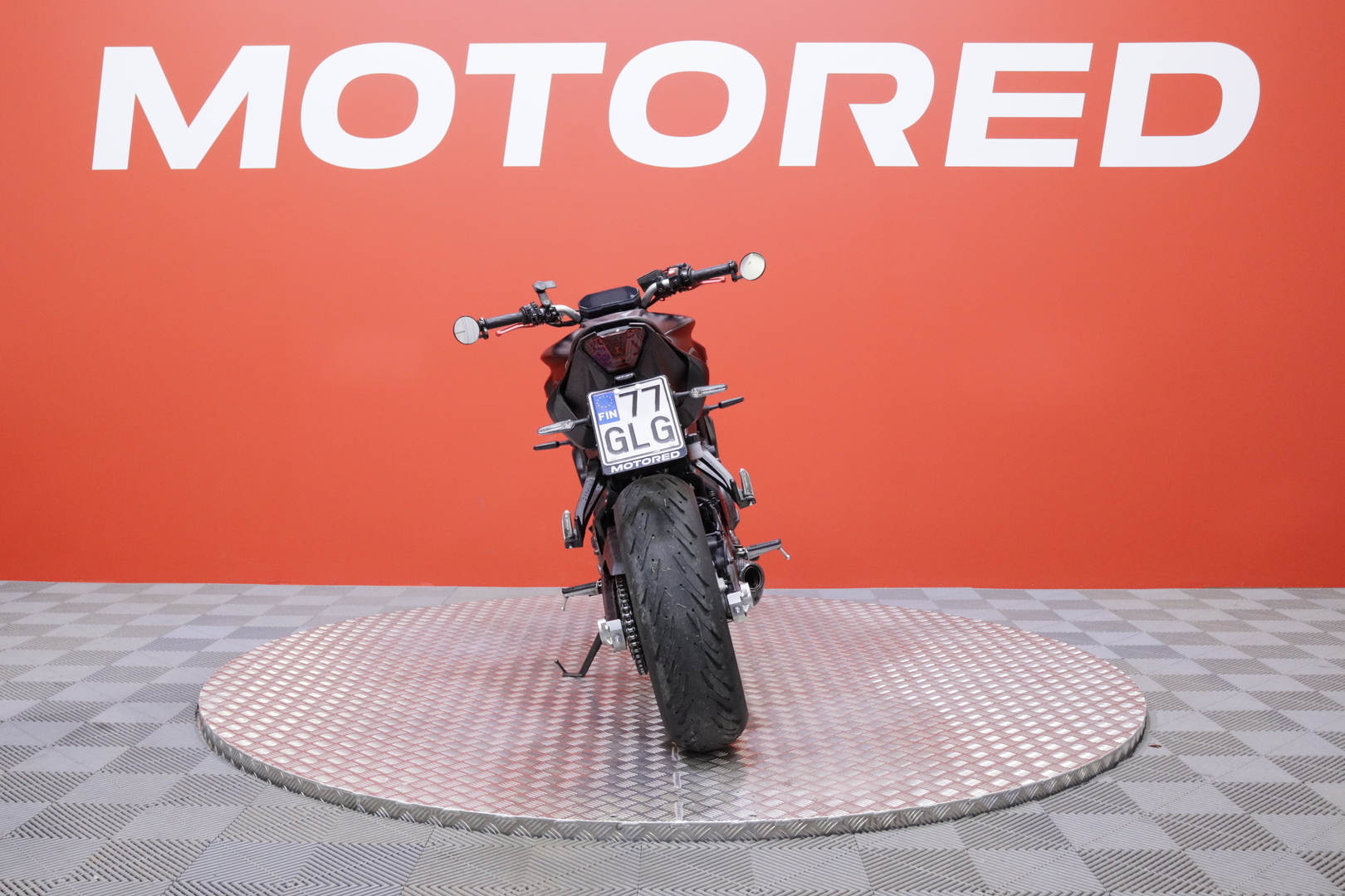 Yamaha - MT-07 - // Suomi-pyörä / Huoltokirja / TFT / Blackwidow // - Moottoripyörä