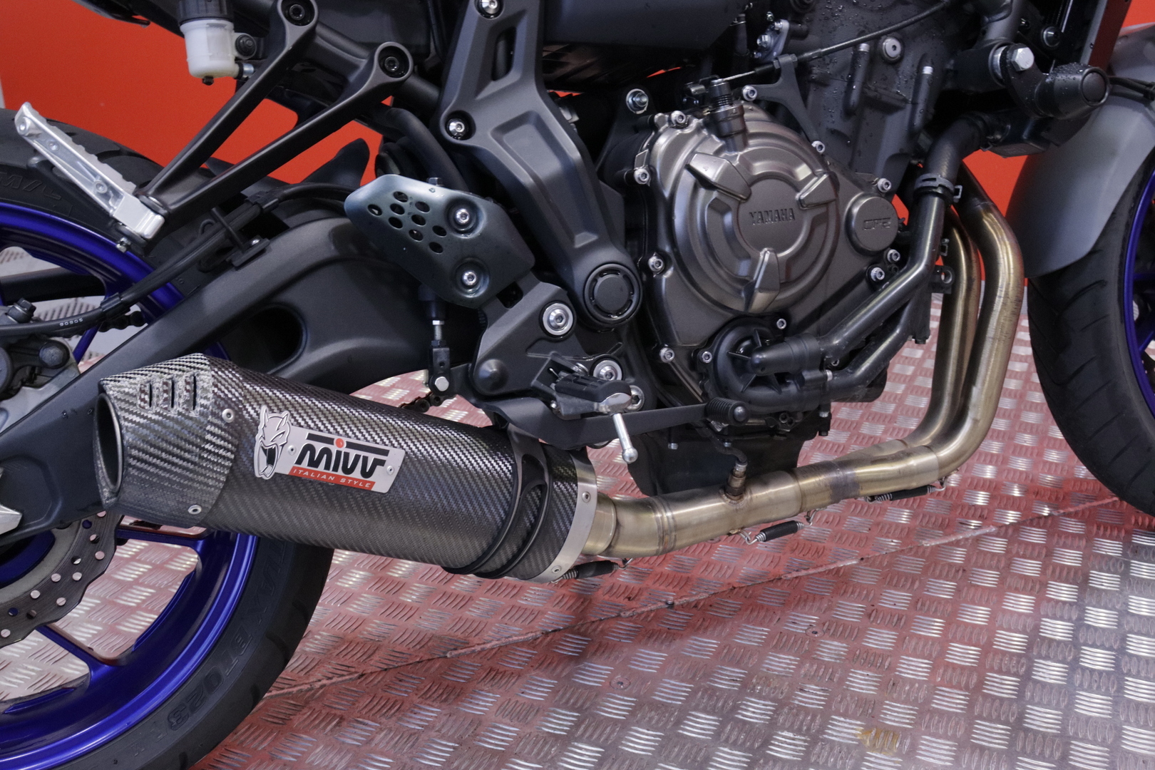 Yamaha - MT-07 - // Huoltokirja / Suomi-pyörä / MIVV putkisto // - Moottoripyörä