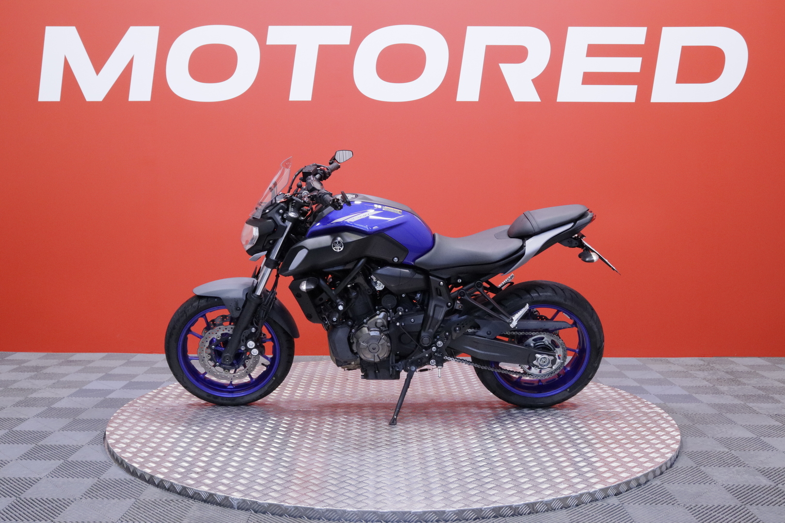 Yamaha - MT-07 - // Huoltokirja / Suomi-pyörä / MIVV putkisto // - Moottoripyörä
