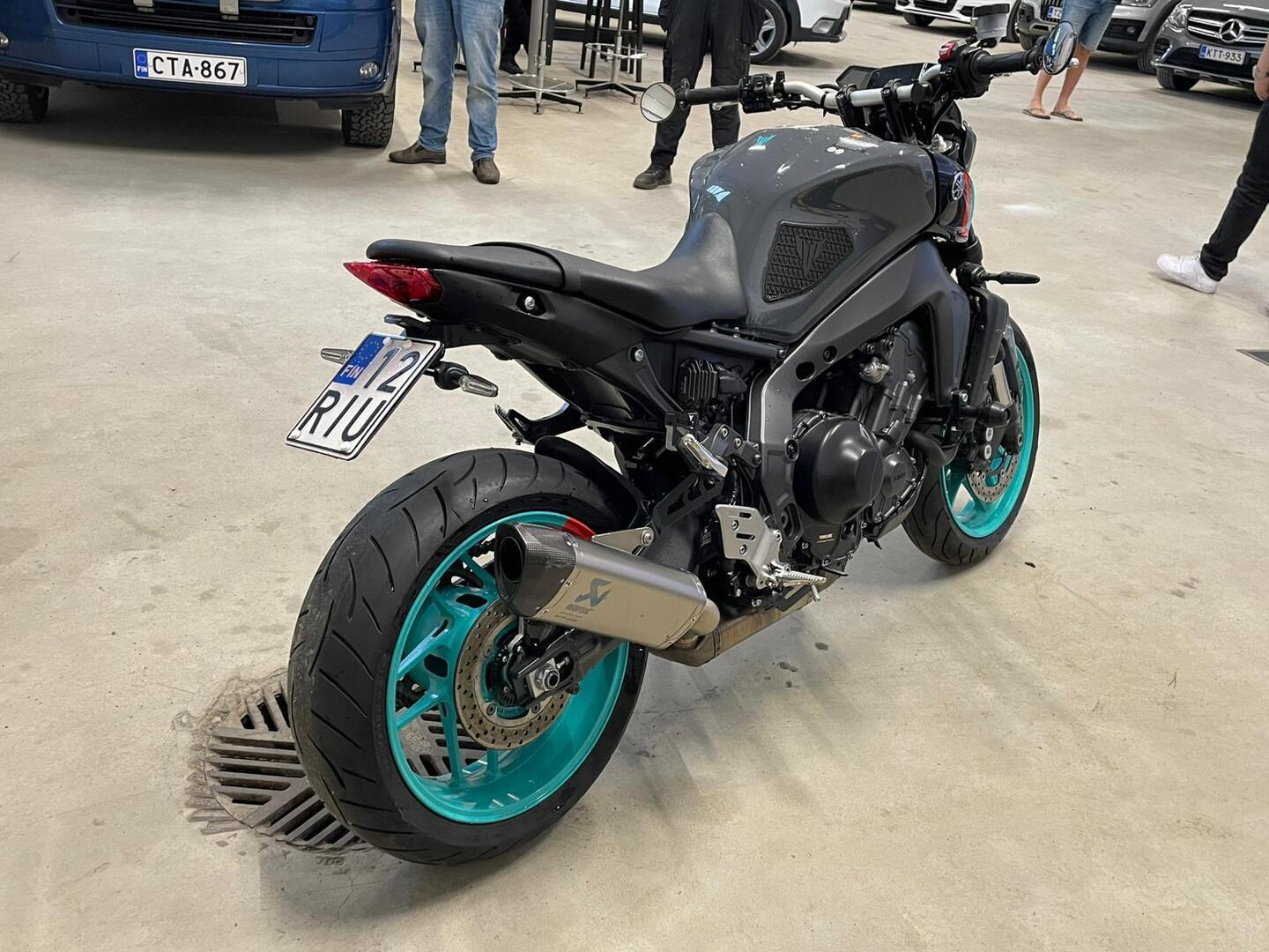 Yamaha - MT-09 - // Juuri saapunut! / Akrapovic putkisto // - Moottoripyörä