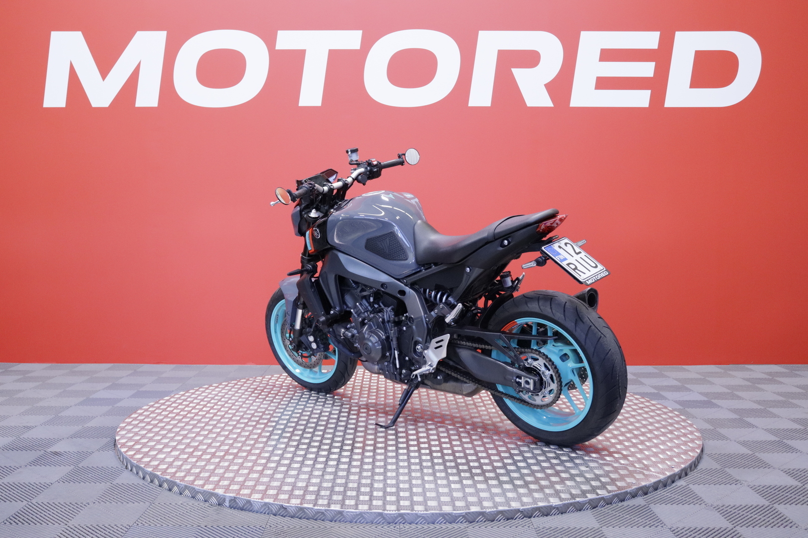 Yamaha - MT-09 - // Shifter / Ajomodet / TCS / Akrapovic putkisto // - Moottoripyörä