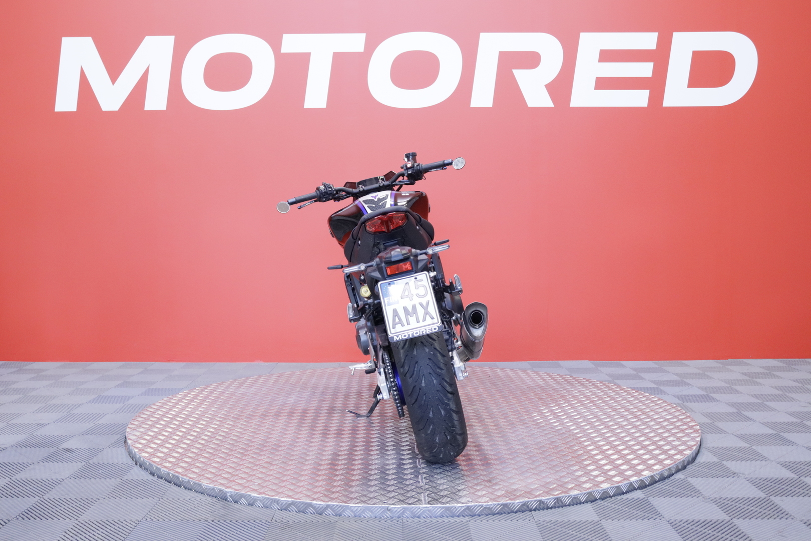 Yamaha - MT-09 - SP // Suomi-pyörä / Huoltokirja / Akrapovic // - Moottoripyörä