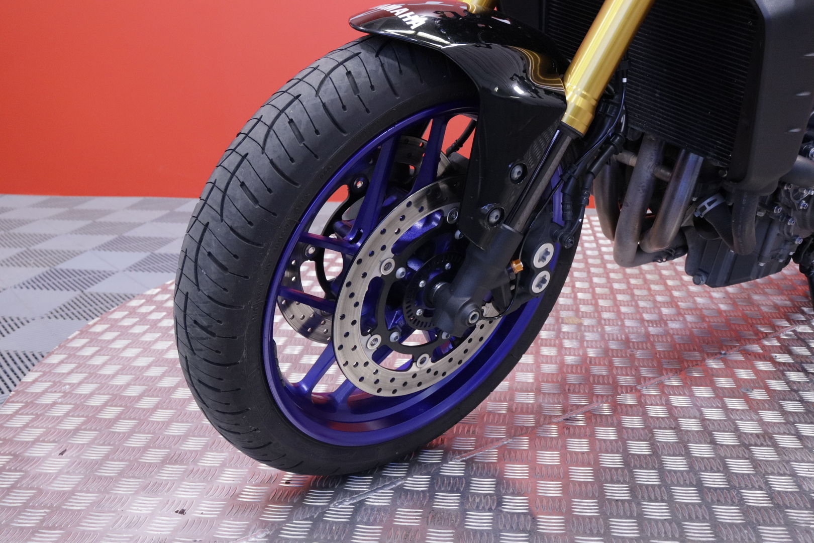 Yamaha - MT-09 - SP // Merkkihuollettu 2 om. Suomipyörä / Akrapovic / Vakkari // - Moottoripyörä