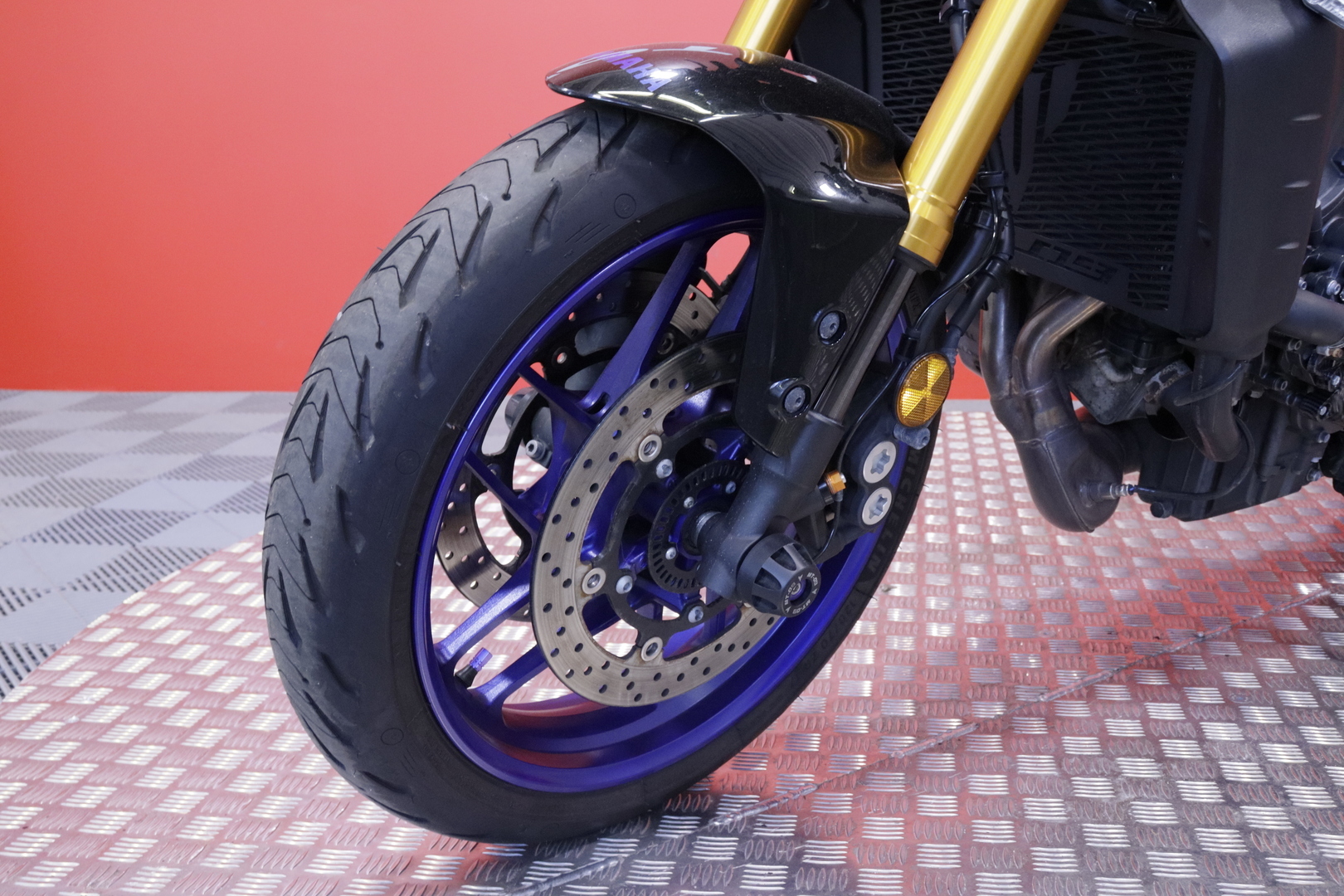 Yamaha - MT-09 - SP // Huoltokirja / Vakkari / Shifter // - Moottoripyörä