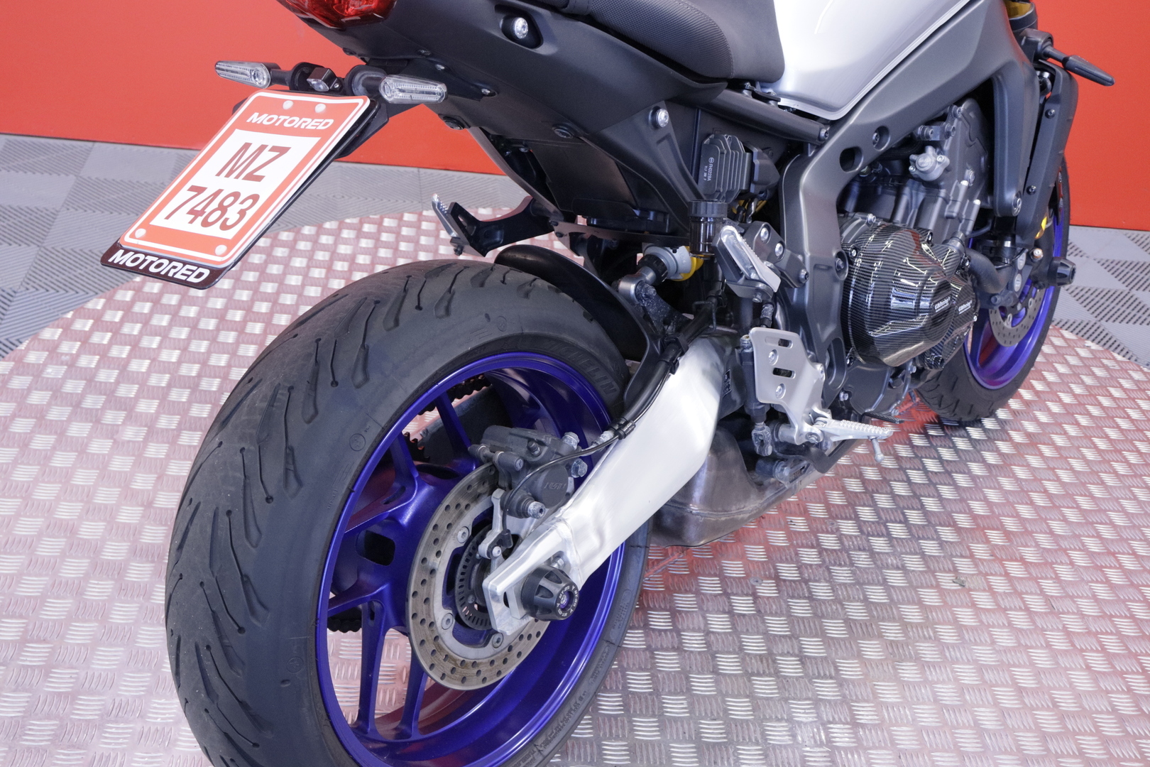Yamaha - MT-09 - SP // Huoltokirja / Vakkari / Shifter // - Moottoripyörä