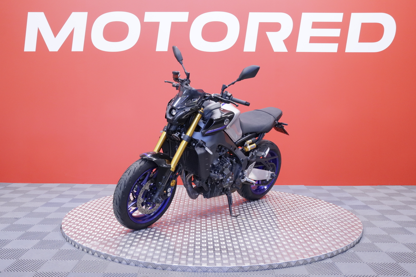 Yamaha - MT-09 - SP // Huoltokirja / Vakkari / Shifter // - Moottoripyörä