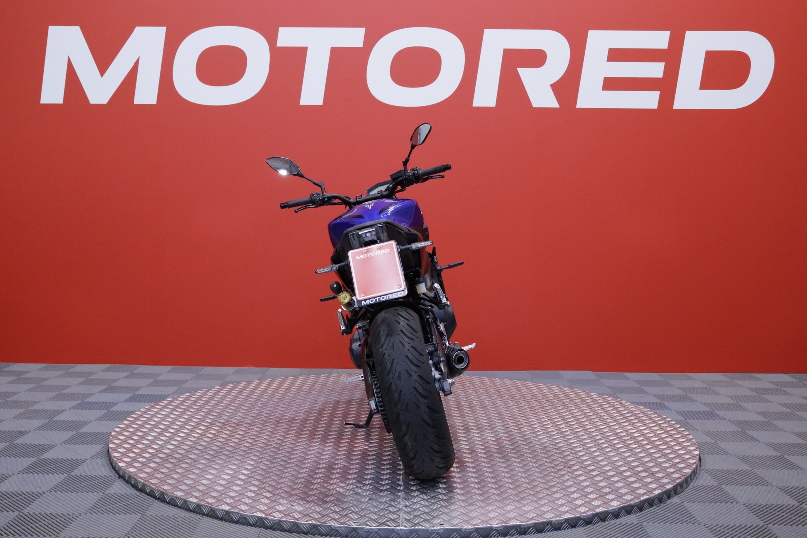 Yamaha - MT-09 - // Huoltokirja / Öhlins / Shifter / Mivv // - Moottoripyörä