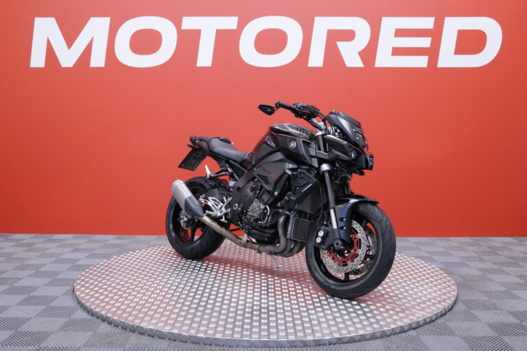Yamaha - MT-10 - // Huoltokirja / Decat / Shifter / Penkitetty // - Moottoripyörä