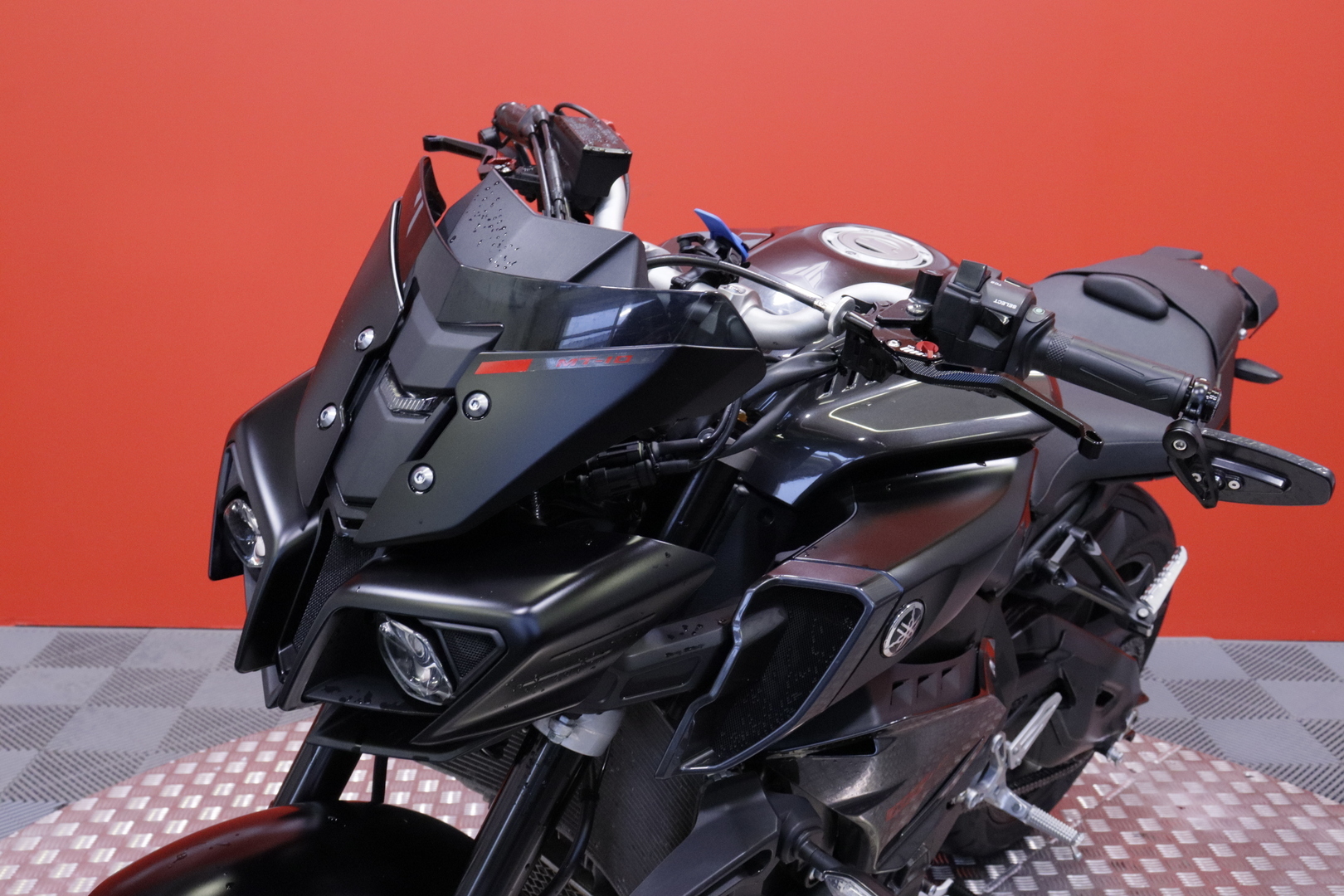Yamaha - MT-10 - // Huoltokirja / Decat / Shifter / Penkitetty // - Moottoripyörä
