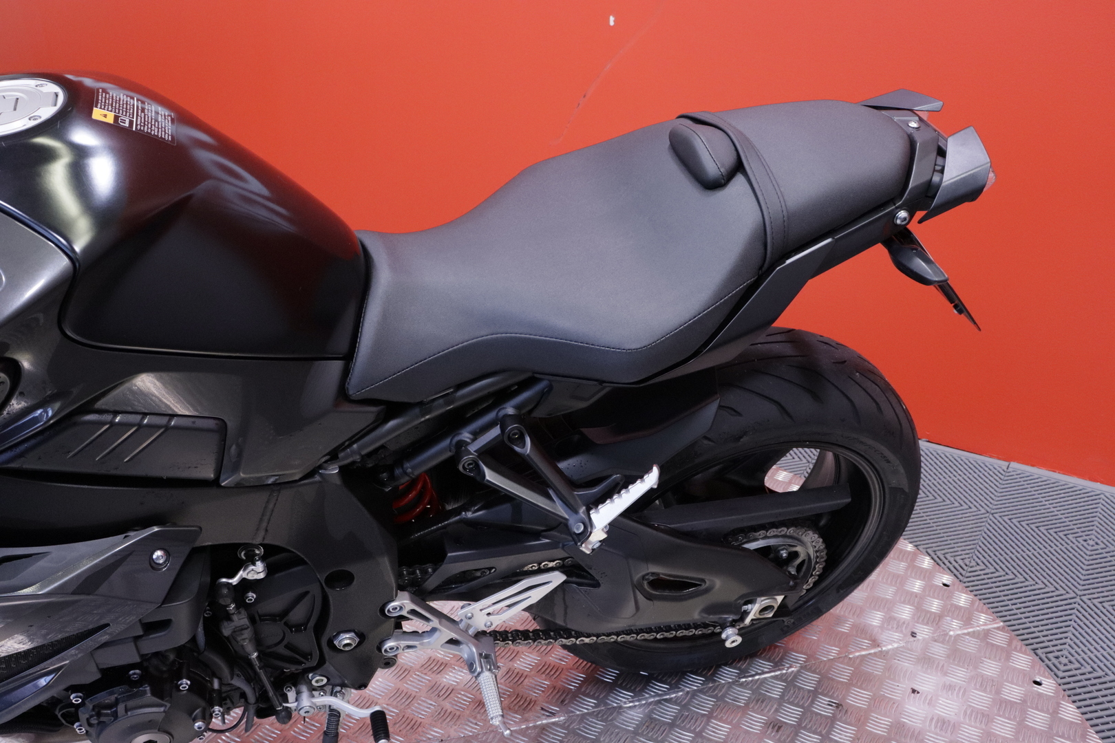 Yamaha - MT-10 - // Huoltokirja / Decat / Shifter / Penkitetty // - Moottoripyörä