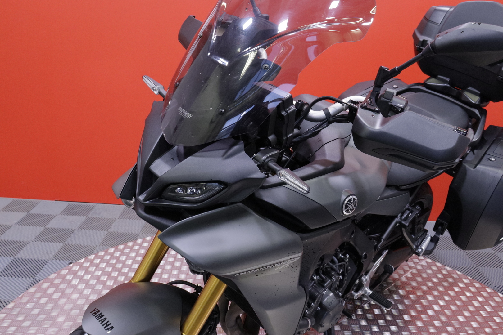 Yamaha - TRACER - 9 GT // 3x laukut / Vakkari / Sähköalusta // - Moottoripyörä