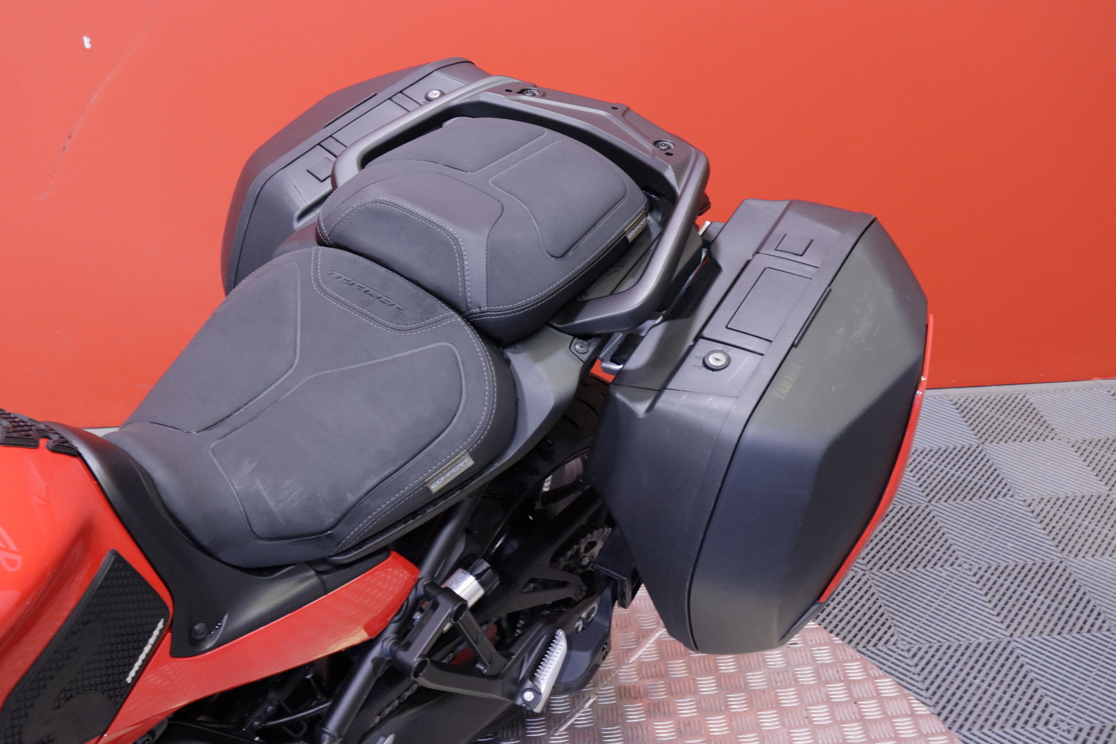 Yamaha - TRACER - 9 GT // Suomipyörä / Sähköalusta / Huoltokirja / Navi / 2x Laukut // - Moottoripyörä