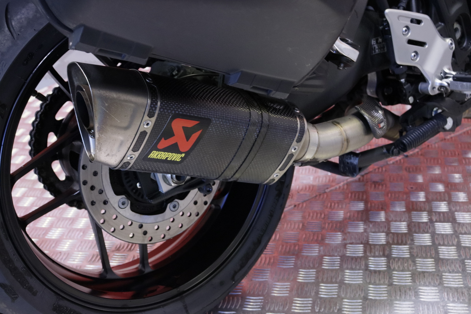 Yamaha - TRACER - 9 GT // Suomipyörä / Sähköalusta / Huoltokirja / Navi / 2x Laukut // - Moottoripyörä