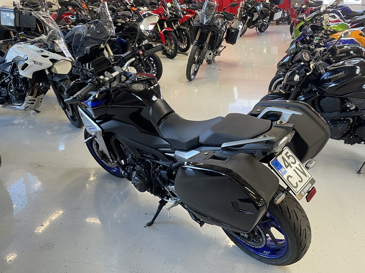 Yamaha - TRACER - 900GT // 1.OM Suomi-pyörä / TFT / Vakkari / Shifter / Laukut / Säädettävä alusta! // - Moottoripyörä