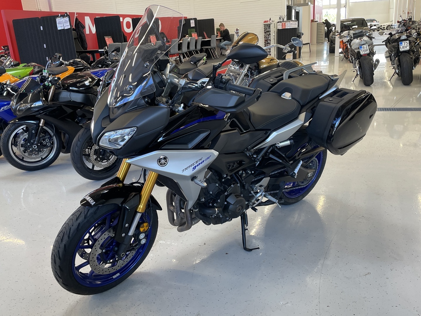 Yamaha - TRACER - 900GT // 1.OM Suomi-pyörä / TFT / Vakkari / Shifter / Laukut / Säädettävä alusta! // - Moottoripyörä
