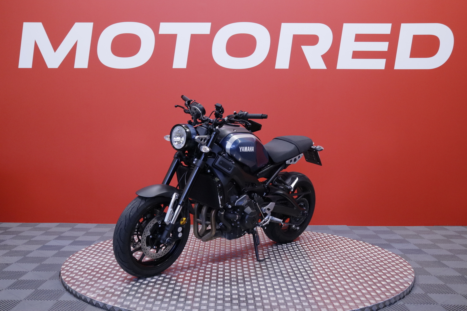 Yamaha - XSR - 900 // Akrapovic // - Moottoripyörä