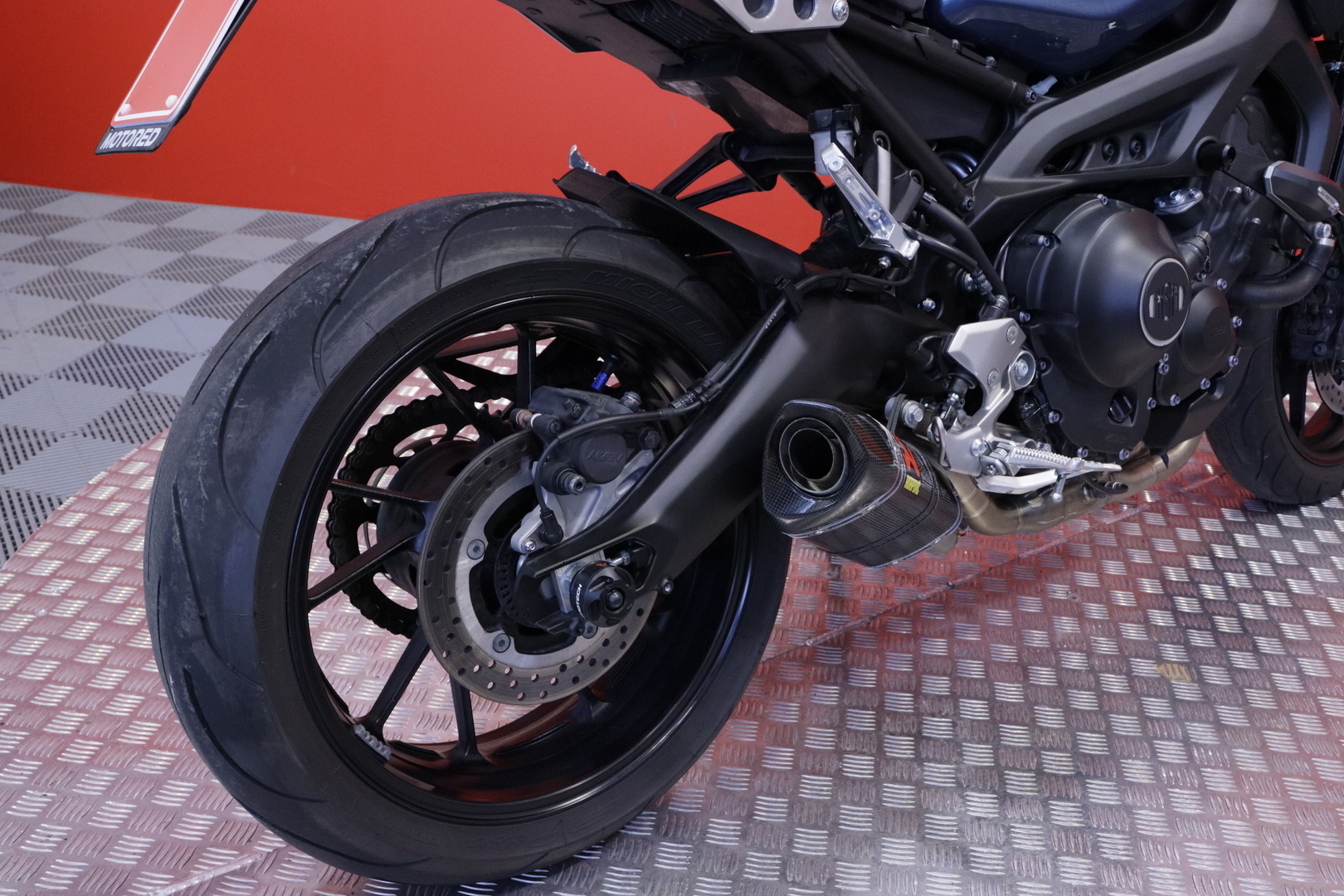 Yamaha - XSR - 900 // Akrapovic // - Moottoripyörä