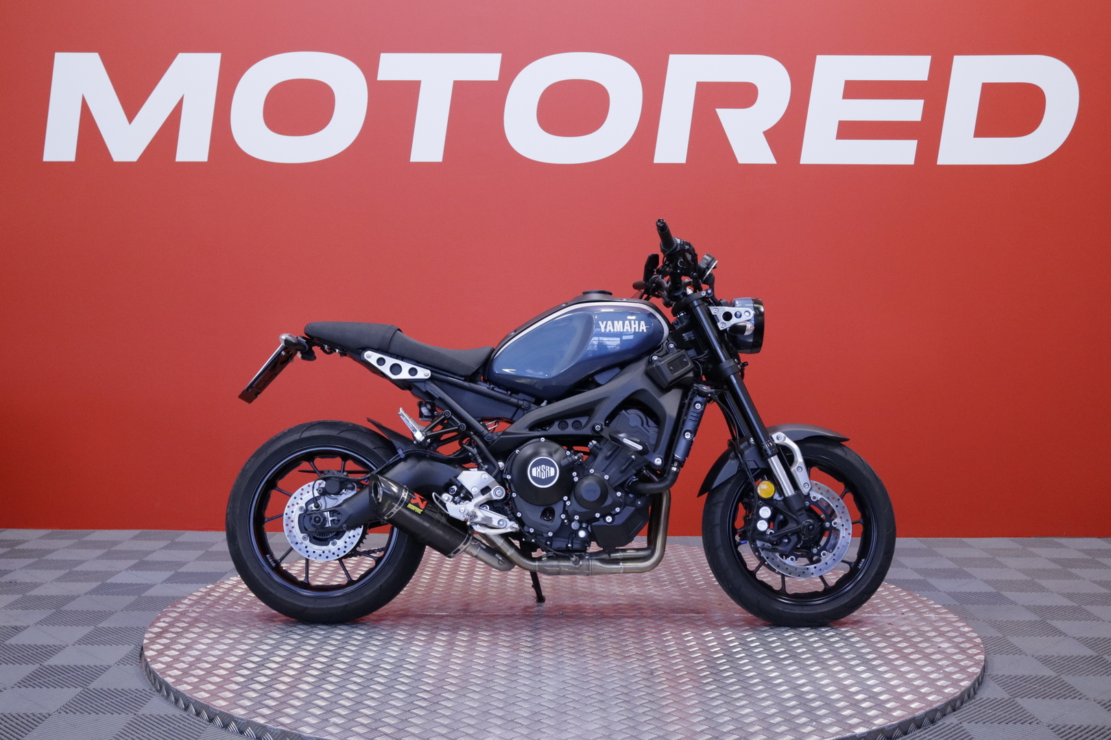 Yamaha - XSR - 900 // Akrapovic // - Moottoripyörä