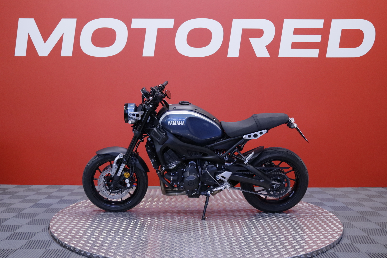 Yamaha - XSR - 900 // Akrapovic // - Moottoripyörä