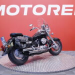 Yamaha - XVS - 650 Dragstar Classic // Suomi-pyörä / Huoltokirja / Vance & Hines / Sivulaukut // - Moottoripyörä